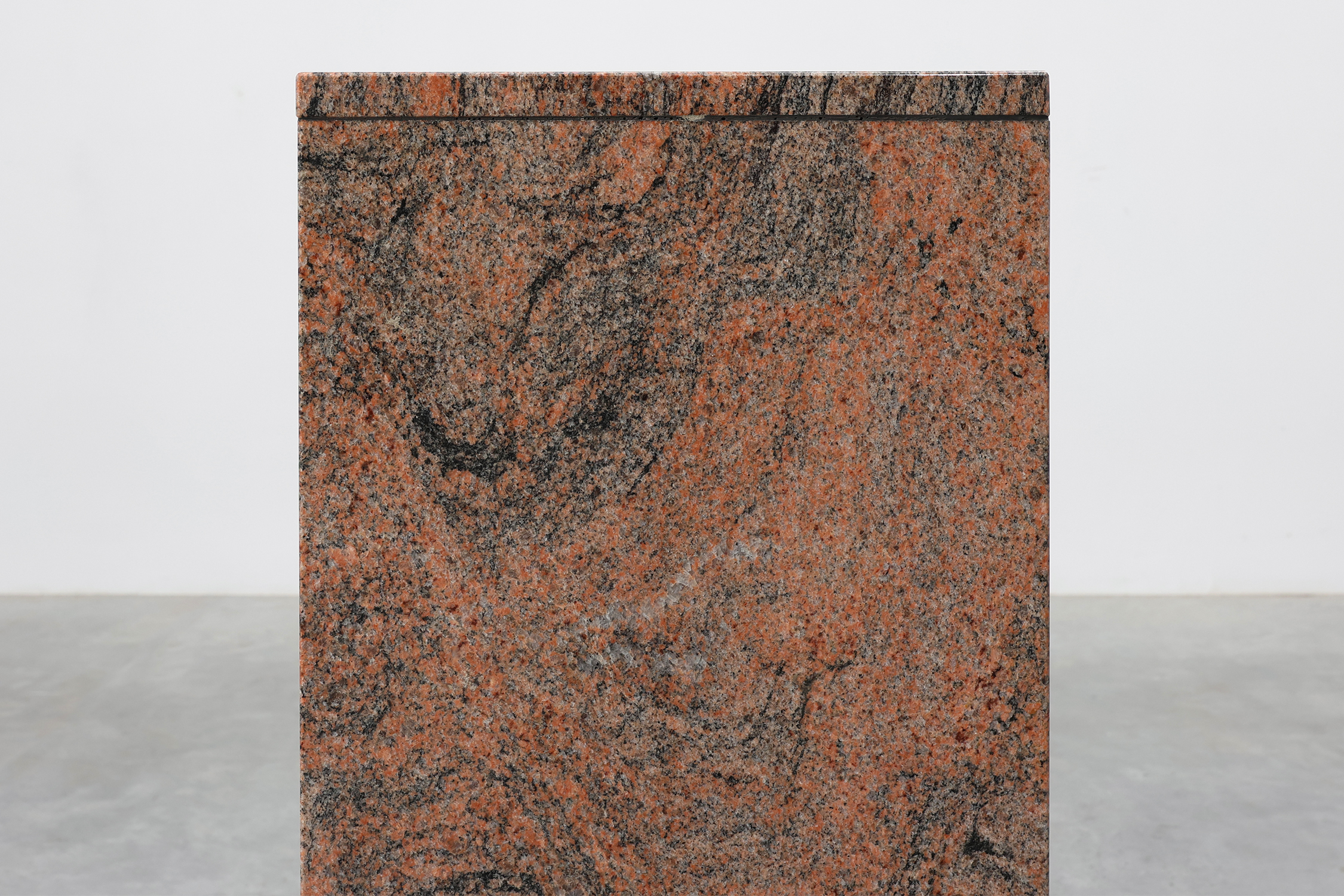 Rectangular red granite pedestal, Belgium, 20th centurythumbnail